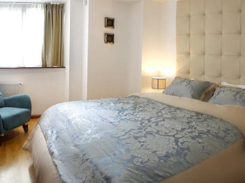 Garden Spa Boutique Hotel 斯科普里 外观 照片